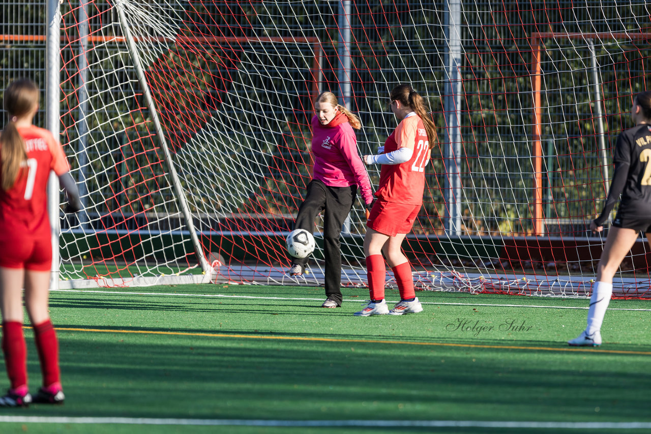 Bild 353 - wBJ VfL Pinneberg2 - Eimsbuttler TV 3 : Ergebnis: 5:0